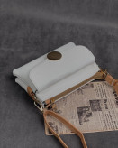 کیف شیری رنگ اسپرت