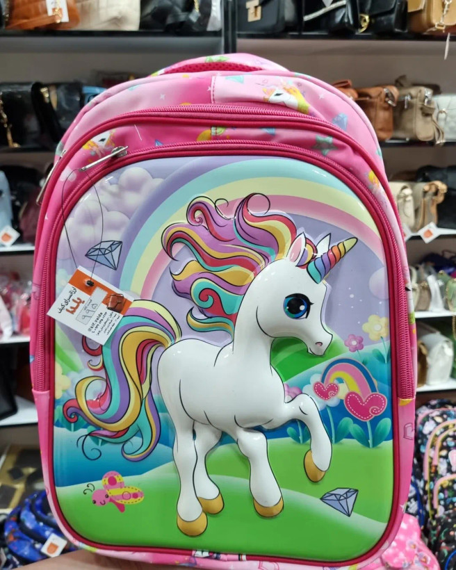کوله پشتی مدرسه تک شاخ